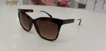 GUESS 7620 52F