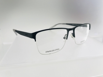 Guess  1935 002